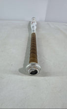 Load image into Gallery viewer, Mizuno Finch Youth Lightweight Metal Alloy Fastpitch Softball Bat 18 Oz.