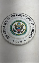 Load image into Gallery viewer, The Great Seal Of The United States Of America 1776 Decorative Collector Plate