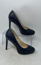 Load image into Gallery viewer, Nine West Womens Quabree Navy Blue Leather Slip-On Stiletto Pump Heels Size 5.5M