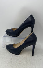 Load image into Gallery viewer, Nine West Womens Quabree Navy Blue Leather Slip-On Stiletto Pump Heels Size 5.5M