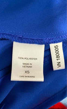 Load image into Gallery viewer, New York Company Womens Blue Sleeveless Button Front Ruffle Hem Blouse Top Sz XS