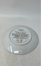 Load image into Gallery viewer, Knowles Walt Disney Snow White A Kiss For Dopey Decorative Collector Plate