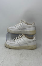 Load image into Gallery viewer, Nike Kids Air Force 1 Low White Low Top Lace-Up Sneaker Shoes Size 5Y