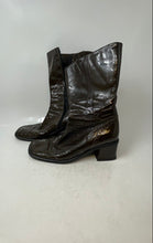 Load image into Gallery viewer, Fantasy Womens Brown Square Toe Pull-On Ankle Boots Size EUR 41