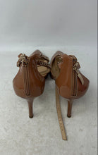 Load image into Gallery viewer, Michael Kors Womens Brown Patent Leather Pointed Toe Ankle Strap Heels Size 11