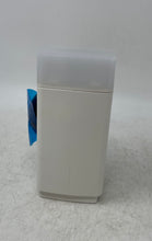 Load image into Gallery viewer, Hiseeu Model P20 White Indoor Security Camera And Led Light Not Tested