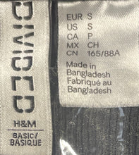 Load image into Gallery viewer, Divided By H&M Womens Black Sleeveless Racerback Pullover Tank Top Size Small