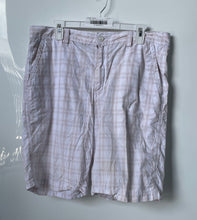 Load image into Gallery viewer, Apt. 9 Mens White Pink Plaid Slash Pockets Flat Front Bermuda Shorts Size 36