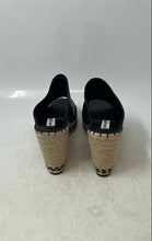 Load image into Gallery viewer, Karl Lagerfeld Paris Womens Corissa Black Leather Espadrille Sandals Size 7