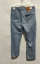 Load image into Gallery viewer, Levi's Girls 511 Blue Denim Pockets Medium Wash Straight Leg Jeans Size 18R