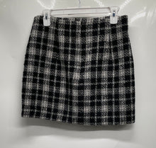 Load image into Gallery viewer, Zara Womens Black White Woven Tweed Plaid Back Zipper Mini Skirt Size Medium