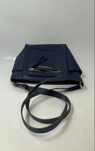 Load image into Gallery viewer, Liz Claiborne Womens Blue Inner Pockets Adjustable Strap Shoulder Bag