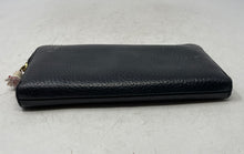 Load image into Gallery viewer, Fossil Womens Black Leather Tassel Credit Card Holder Classic Zip-Around Wallet