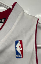 Load image into Gallery viewer, Adidas Mens White Miami Heat LeBron James #6 Basketball Jersey Size Medium