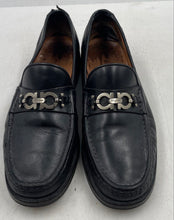Load image into Gallery viewer, Authentic Salvatore Ferragamo Mens David Black Leather Loafer Shoes Sz 9 Damaged