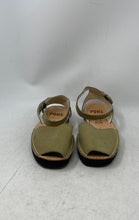 Load image into Gallery viewer, Pons Womens Green Beige Leather Peep Toe Ankle Strap Sandals Size 7