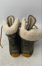 Load image into Gallery viewer, UGG Kids Butte II Camo 1017220K Green Suede Lace-Up Ankle Snow Boots Size 4