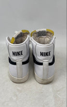 Load image into Gallery viewer, Nike Kids Blazer Mid 77 BQ6806-100 White And Black Sneaker Shoes Size 4Y