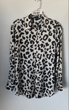 Load image into Gallery viewer, Zara Womens White And Black Leopard Print Long Sleeve Button-Up Shirt Size XS