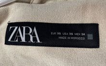 Load image into Gallery viewer, Zara Womens Beige Long Sleeve Double-Breasted Cropped Trench Coat Size XS