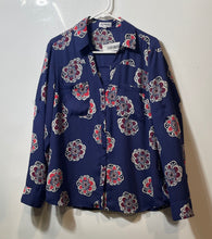 Load image into Gallery viewer, Express Womens Blue Floral Long Sleeve The Portofino Button-Up Shirt Size Large