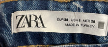Load image into Gallery viewer, Zara Womens Blue Denim 5-Pocket Design Medium Wash Straight Jeans Size 6