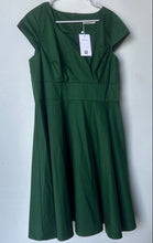 Load image into Gallery viewer, Bbonlinedress Womens Green Cap Sleeve Back Zip Fit & Flare Dress Size XL W/ Tag