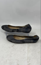 Load image into Gallery viewer, Michael Kors Womens Gray Leather Round Toe Slip-On Ballet Flats Size 8.5M
