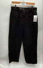 Load image into Gallery viewer, Vans Mens Black Denim Loose Fit Cropped Jeans Size 32x32 With Tag