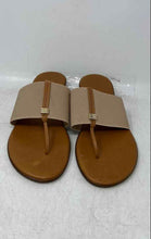 Load image into Gallery viewer, Italian Shoemakers Womens Selah Beige Leather Slip-On Thong Sandals Size 9