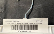 Load image into Gallery viewer, Good American Womens Black Pockets Straight Leg Chino Pants Size 6/28