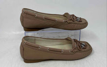 Load image into Gallery viewer, Michael Kors Womens Amber Beige Leather Bow Slip-On Loafer Shoes Size 6.5M