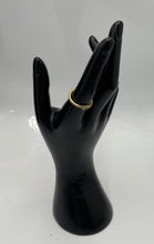 Load image into Gallery viewer, Unbranded Fashion Women's Ring Weight 2.3g (NCL)