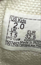 Load image into Gallery viewer, Vans Kids Off The Wall White Black Lace-Up Low Top Sneaker Shoes Size 2