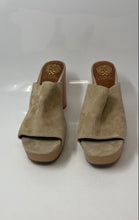 Load image into Gallery viewer, Vince Camuto Womens Haydorn Beige Suede Slip-On Closed Toe Mule Sandals Size 10