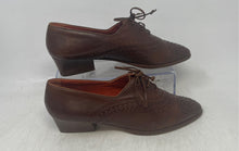Load image into Gallery viewer, Joan David Womens Brown Leather Lace-Up Wingtip Oxford Dress Shoes Size 8M