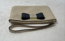 Load image into Gallery viewer, Kate Spade New York Womens Light Brown Black Bow On Front Wristlet Wallet