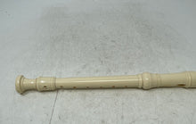 Load image into Gallery viewer, Yamaha YRS-24B Cream Plastic Baroque Student Soprano Recorder With Carrying Case