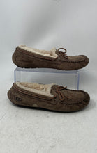 Load image into Gallery viewer, UGG Womens Dakota Tan Suede Cozy Lined Slip-On Moccasin Slippers Size 8
