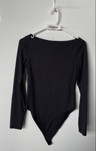 Load image into Gallery viewer, H&M Womens Black Long Sleeve Boat Neck One-Piece Bodysuit Size Small