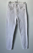 Load image into Gallery viewer, Zara Womens White Light Wash Pockets Stretch Denim Skinny Leg Jeans Size 2