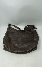 Load image into Gallery viewer, Vera Pelle Womens Bronze Engraved Zip Top Lined Hobo Handbag No Straps