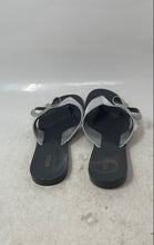Load image into Gallery viewer, Melissa+Jason Wu Womens Silver Bow Jelly Slip-On Flip-Flop Sandals Size 8