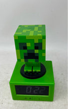 Load image into Gallery viewer, Paladone Minecraft Creeper Icon Volume Control Lamp Alarm Clock Not Tested