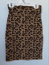 Load image into Gallery viewer, BCBGMaxazria Womens Brown Animal Print Straight & Pencil Skirt Size XS