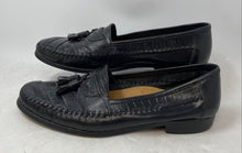 Load image into Gallery viewer, Giorgio Brutini Mens Black Leather Round Toe Tassel Loafer Shoes Size 10 D