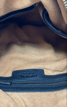 Load image into Gallery viewer, American Leather Co. Womens Brown Studded Inner Pockets Zipper Shoulder Bag
