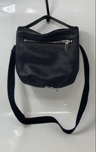 Load image into Gallery viewer, Ecco Womens Black Leather Outer Pockets Shoulder Crossbody Bag