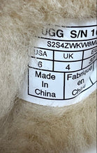 Load image into Gallery viewer, UGG Womens Classic Short II 1016223 Khaki Pull-On Round Toe Snow Boots Size 6