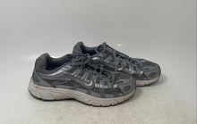 Load image into Gallery viewer, Nike Kids P-6000 HV5064-004 Silver Gray Low Top Lace-Up Sneakers Shoes Size 4Y